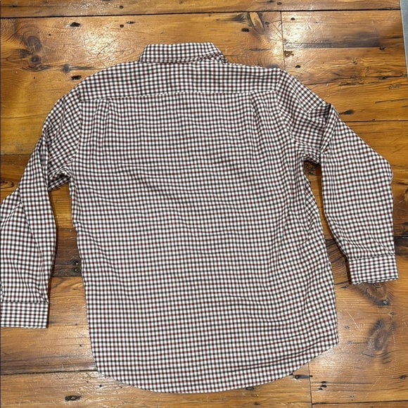 L.L. Bean Red & Brown Wrinkle Resistant Button Down Shirt Size Large - Picture 9 of 9